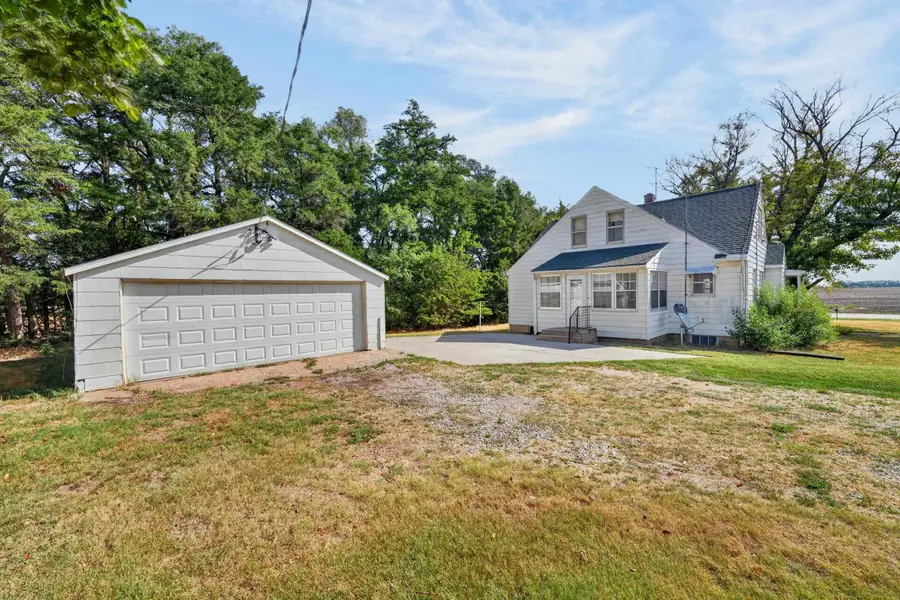 1145 State Road 14, Lyons, KS 67554 - #3
