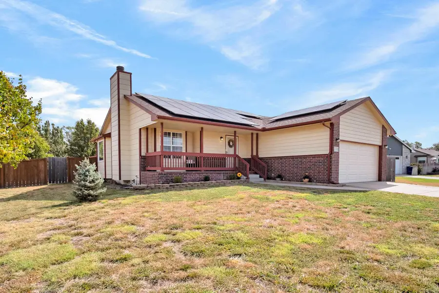 2306 Paddington Ct, Newton, KS 67114 - #2