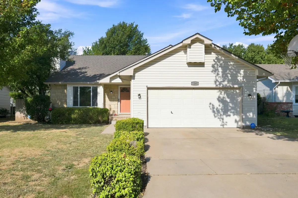 1241 S Fox Run, Wichita, KS 67207 - #1