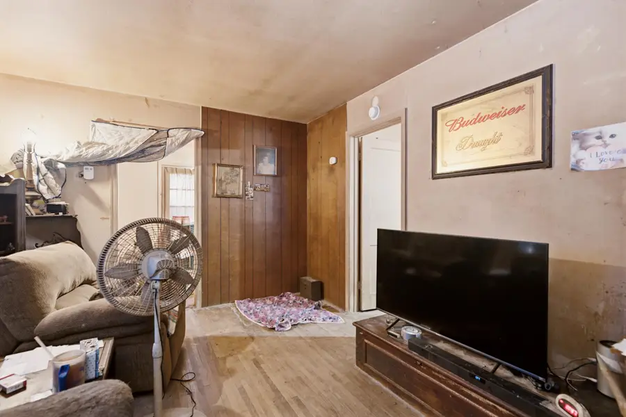 2555 S Ellis Ave, Wichita, KS 67216 - #2