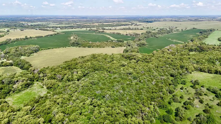 E of NW Hoch Rd & Nw 94th St - Tract 4, Silver Lake, KS 66539 - #3