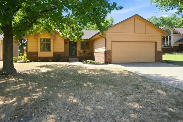 11727 W Rolling Hills Street, Wichita, KS 67212
