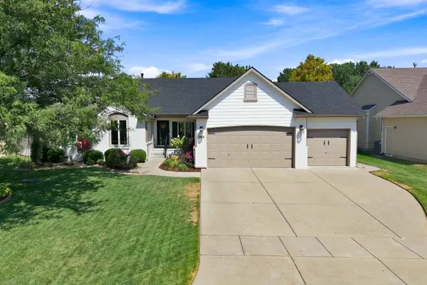 3326 N Wild Rose Ct, Wichita, KS 67205