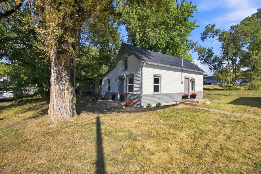 332 Gregg, Augusta, KS 67010 - #2