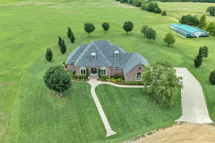 6122 E 85th St N, Valley Center, KS 67147 - #3