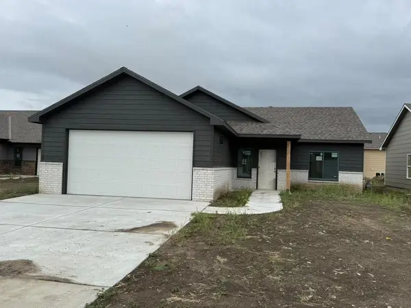 5091 N Toben Dr., Bel Aire, KS 67226