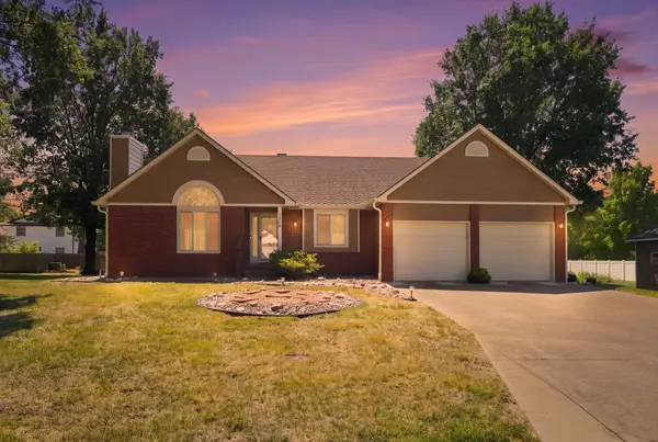 1304 N Jay Ct., Derby, KS 67037-2833