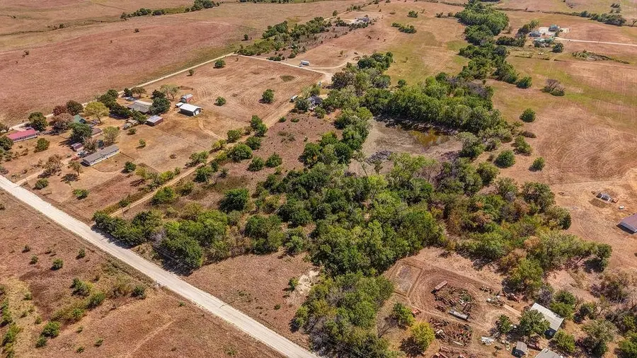 16895 72nd Rd, Winfield, KS 67156 - #2