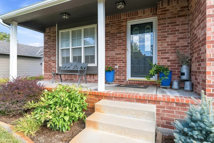 4 E 2nd Circle, Valley Center, KS 67147 - #3