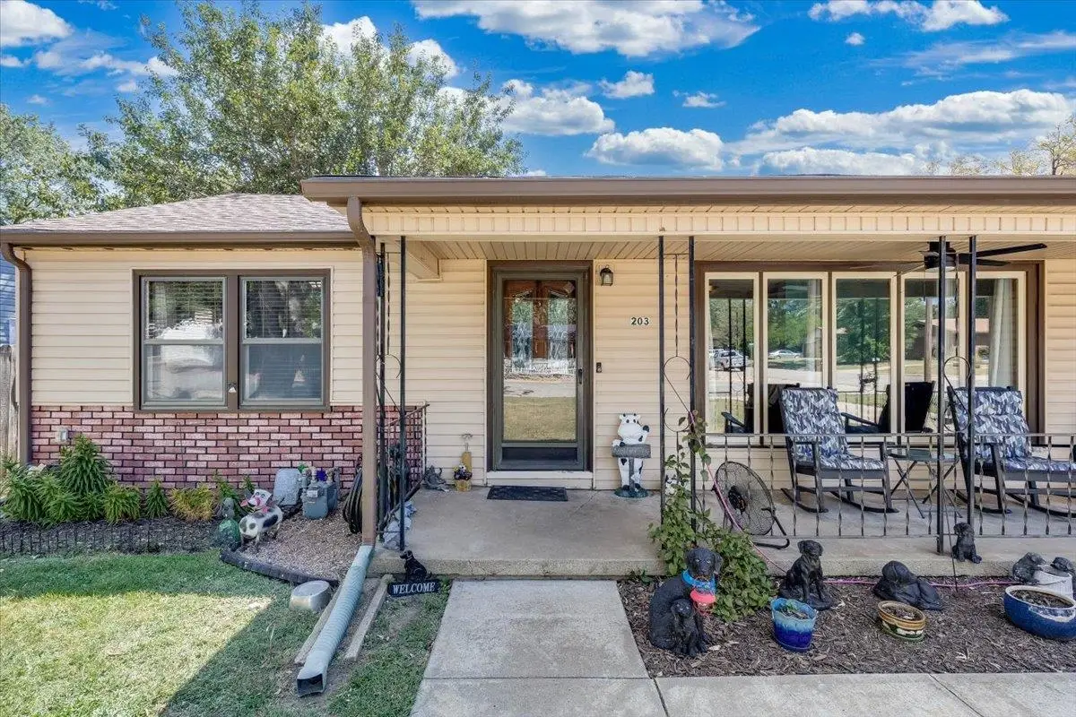 203 Martha Ave, Mulvane, KS 67110-1468 - #1