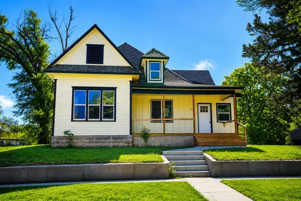 1114 N Pine, Newton, KS 67114