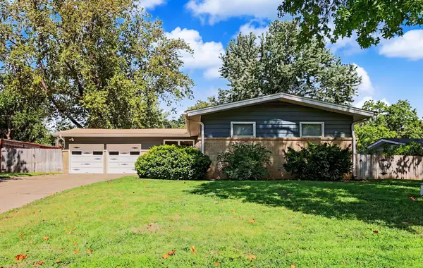 9800 W Shade Ave, Wichita, KS 67212