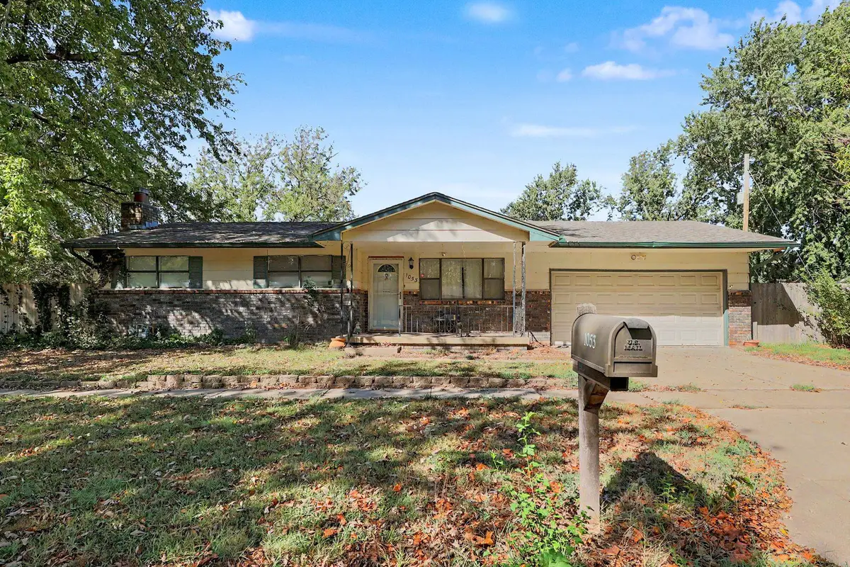 1053 N Compton St, Wichita, KS 67212 - #1