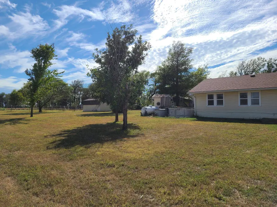 11058 161st, Burden, KS 67019 - #3