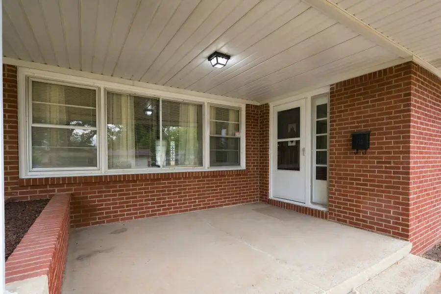 7826 W Quail Ln, Wichita, KS 67212 - #3