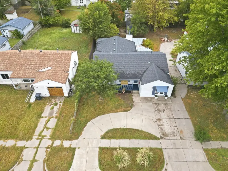323 W 34th St S, Wichita, KS 67217 - #2