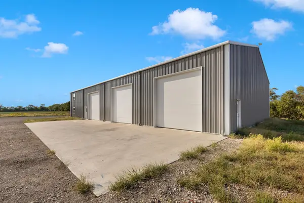 2939 N Halstead, Halstead, KS 67056