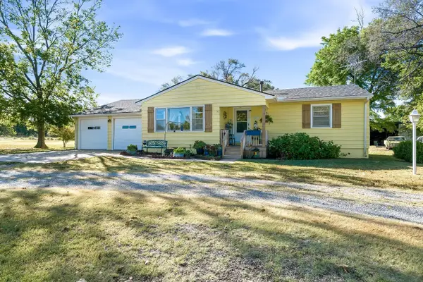 3861 SW 100th, Augusta, KS 67010-8236
