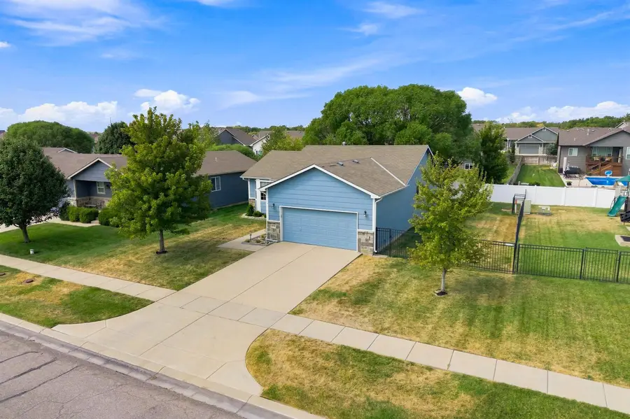 1535 N Kentucky Ln, Wichita, KS 67235 - #2