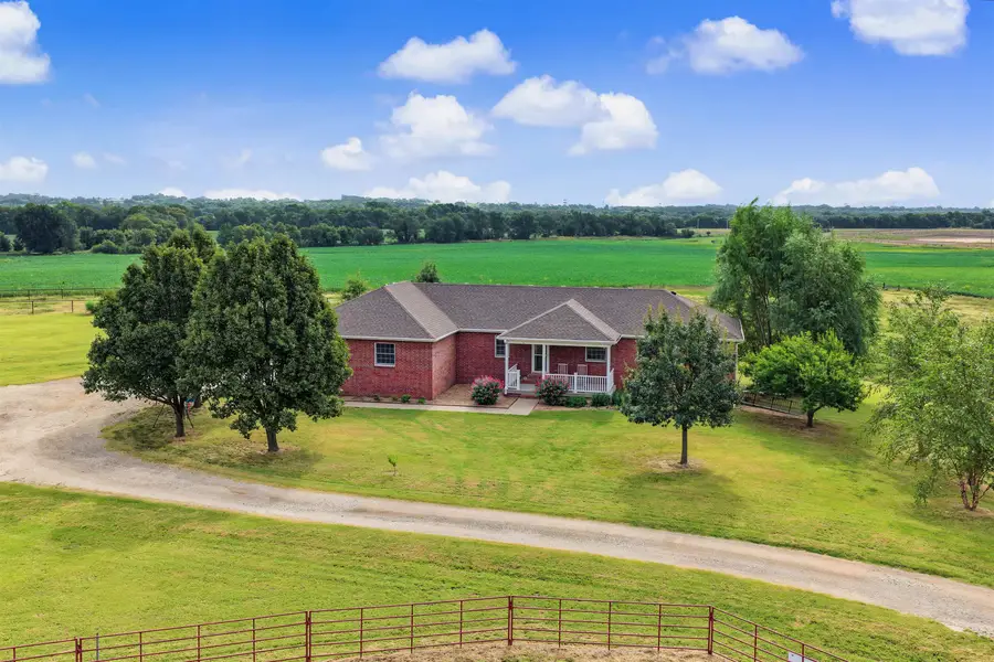 2418 Flag Rd, Abilene, KS 67410 - #3