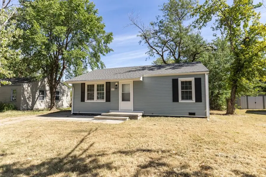 819 Choctaw, Salina, KS 67401-4531 - #2