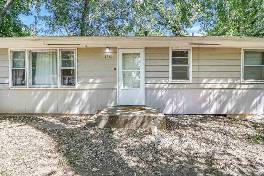 1310 N 10th St., Manhattan, KS 66502-5146 - #3