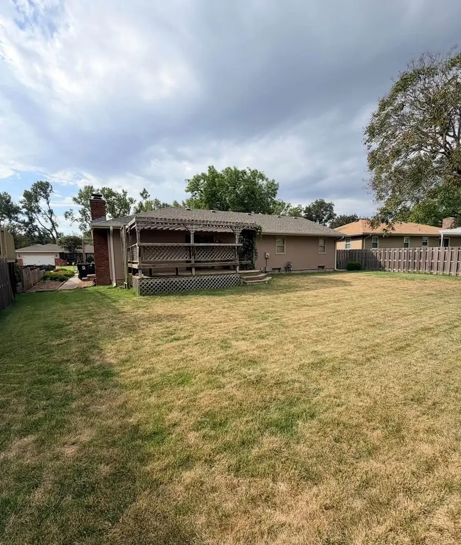 2323 Northwood Lane, Salina, KS 67401 - #2