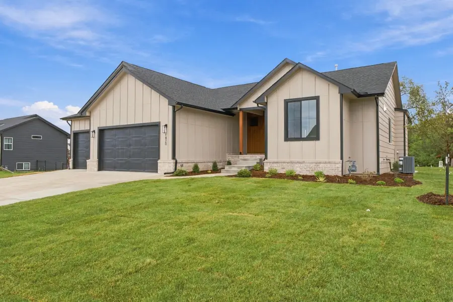 1420 W Cozy Hollow, Goddard, KS 67052 - #2