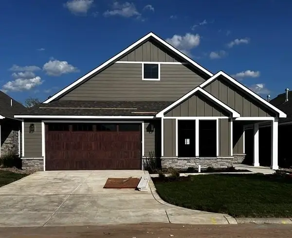 210 S Legacy Way, Andover, KS 67002