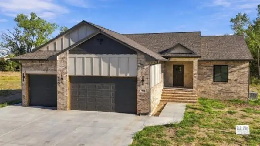 4818 W Calvert St, Wichita, KS 67215 - #2