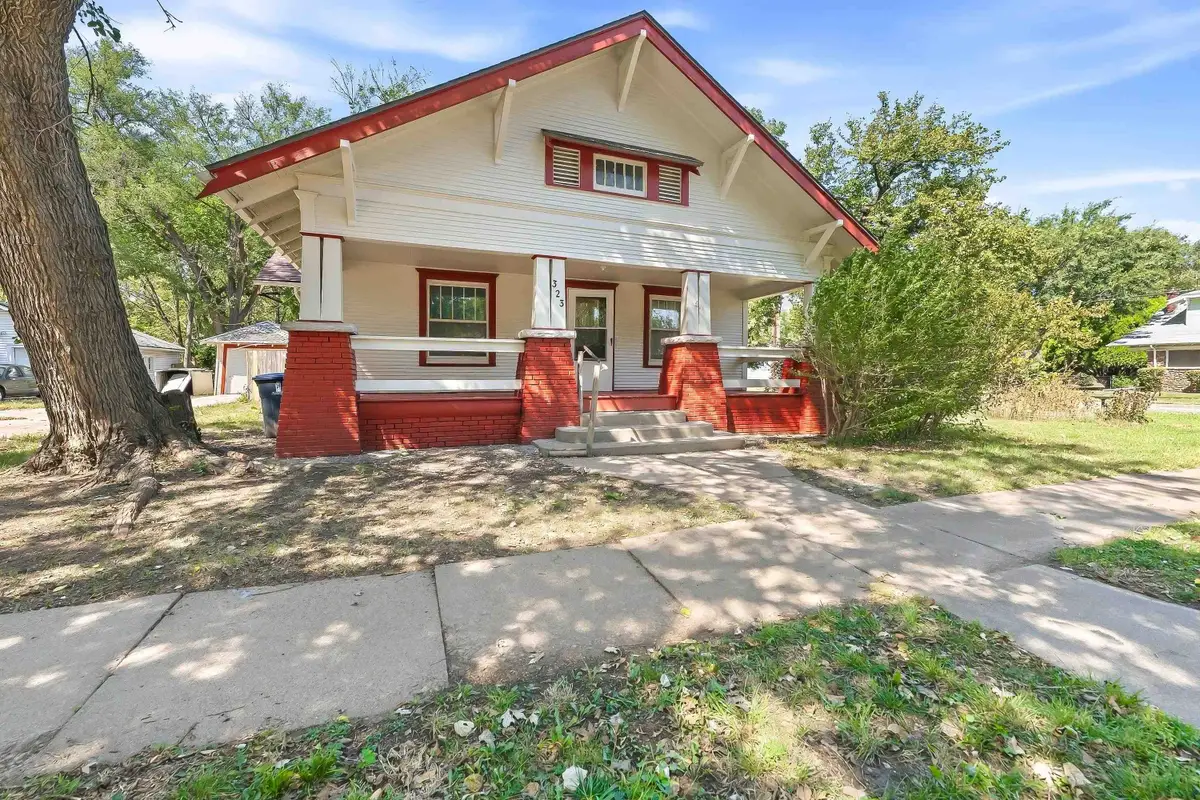 323 N Summit St, El Dorado, KS 67042 - #1