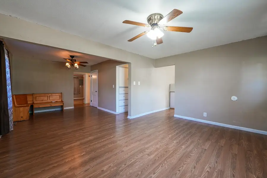 1624 W Webb Ave, El Dorado, KS 67042 - #3