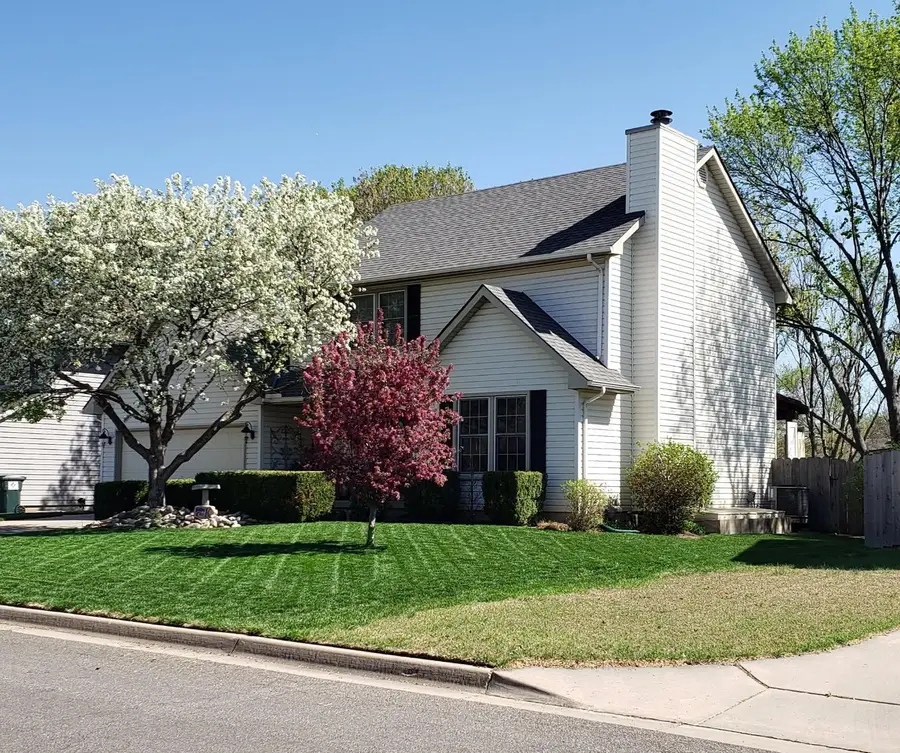 4364 N Eagle Lake Ct, Bel Aire, KS 67220 - #3