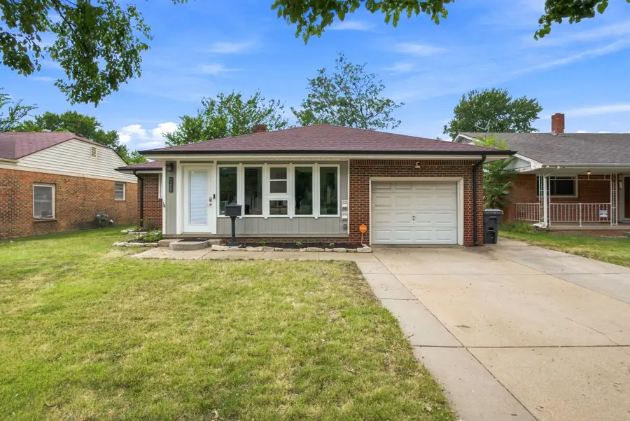 2045 S Estelle Ave., Wichita, KS 67211 - #3