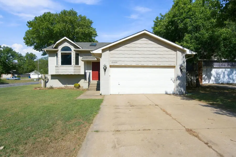 10026 W Yosemite Ct., Wichita, KS 67215 - #2