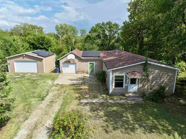 310 S Sturges Ave, Potwin, KS 67123