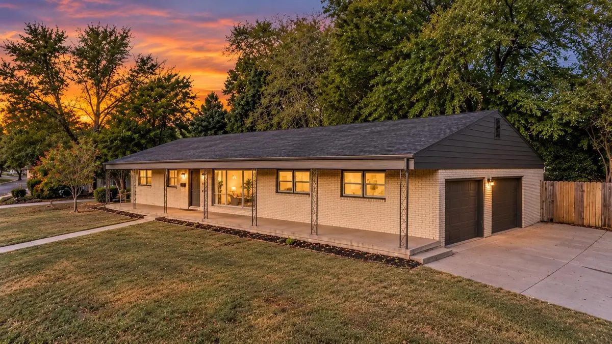 801 S Fabrique Dr, Wichita, KS 67211 - #1