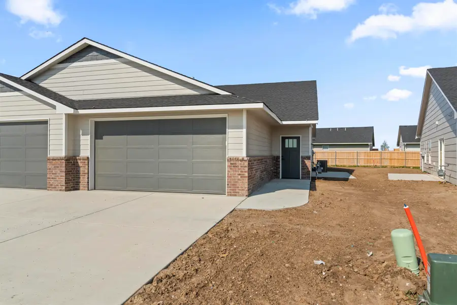 2791 S Cedar Crest, Wichita, KS 67215 - #2