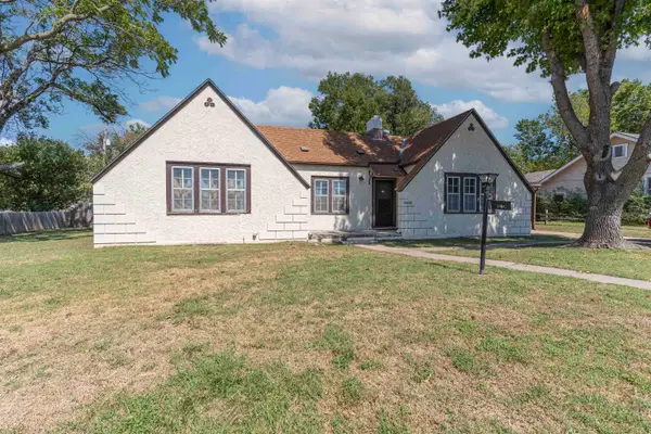 1416 W Kansas Ave., Arkansas City, KS 67005