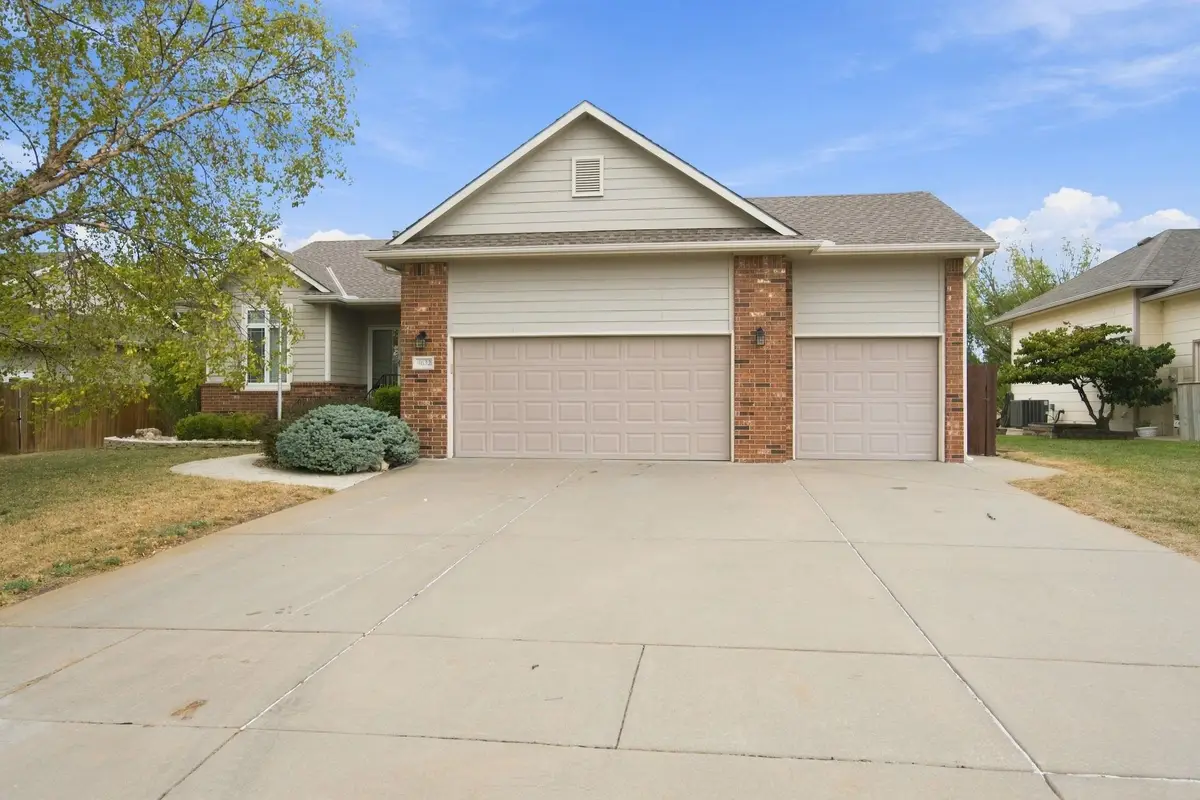 4632 N Spyglass St, Wichita, KS 67226-3375 - #1