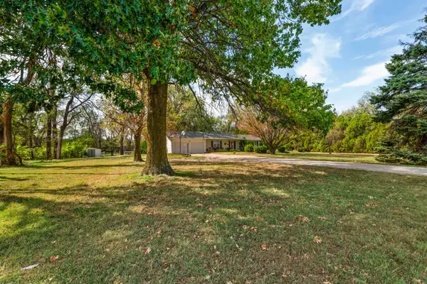 11621 N Ridge Road, Sedgwick, KS 67135