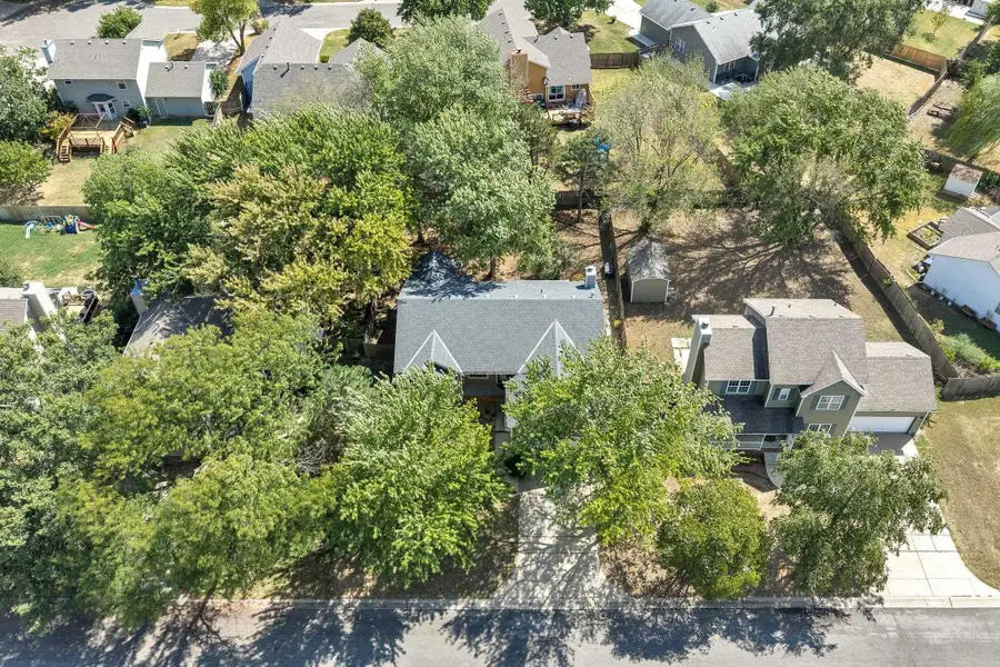 2738 N Beacon Hill Ct, Wichita, KS 67220 - #2