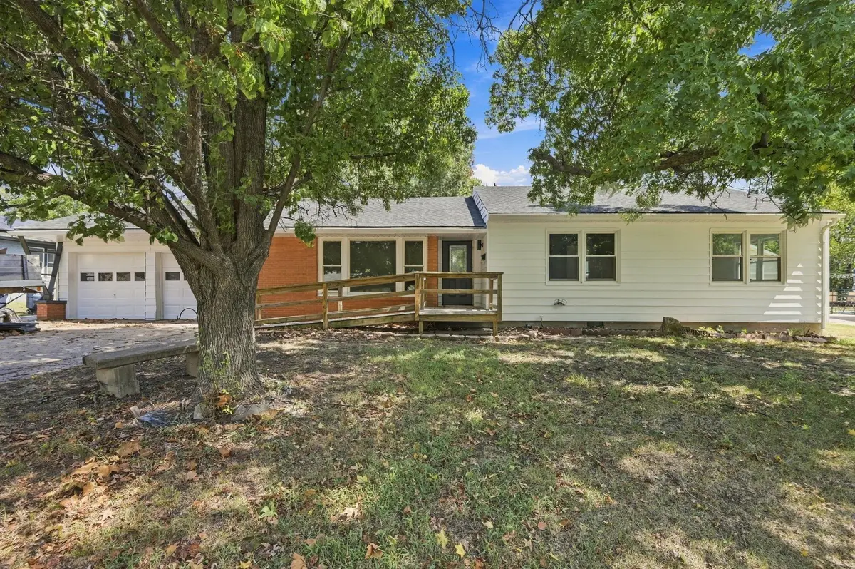 1126 Skelly St., El Dorado, KS 67042 - #1