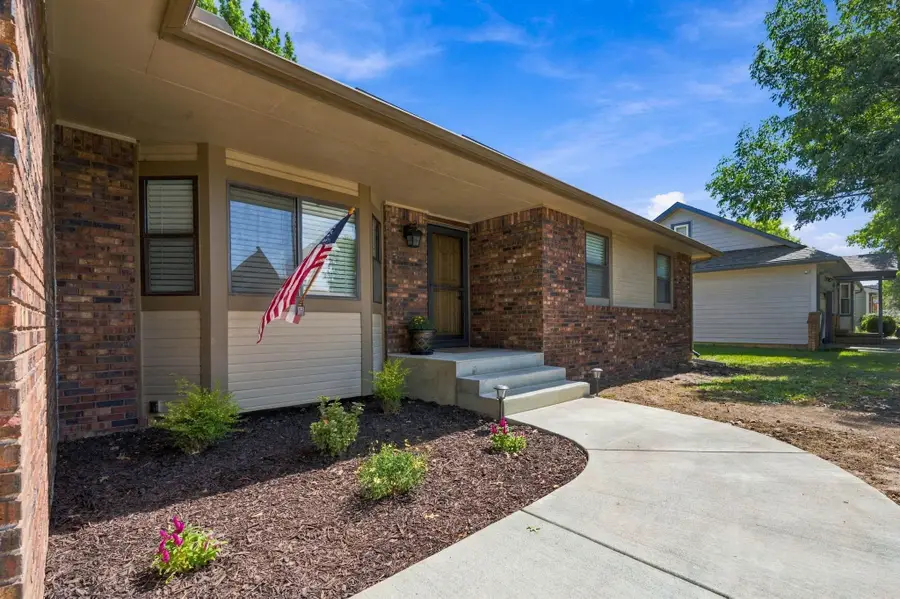 1844 N Evergreen Ln, Wichita, KS 67212 - #2