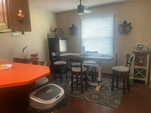 3210 E Navajo Ln, Wichita, KS 67216 - #3