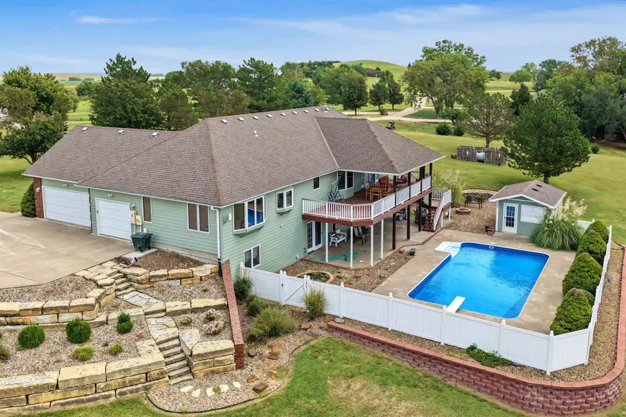1728 Cottonwood, Bennington, KS 67422 - #3