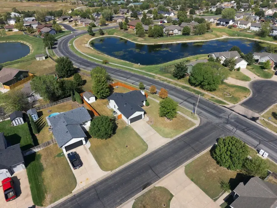 1257 N Seasons St, Goddard, KS 67052 - #3