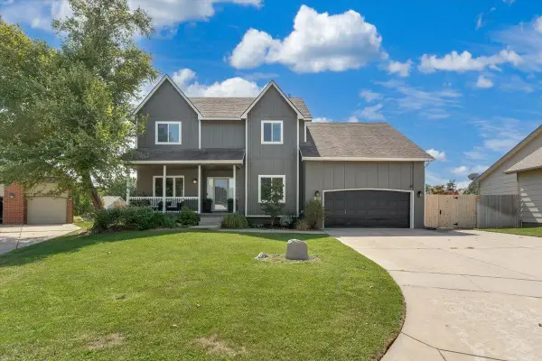 1836 N Lark Ct, Wichita, KS 67212