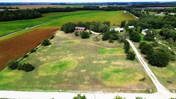1188 150th, Hillsboro, KS 67063