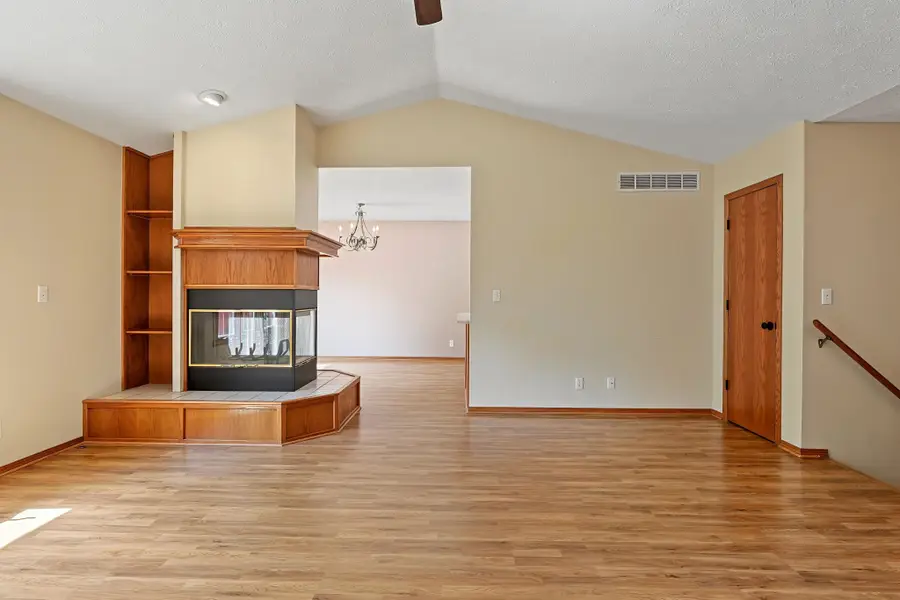 109 N Valley Stream, Derby, KS 67037 - #3